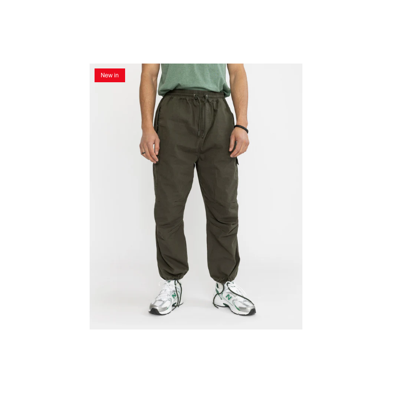 REVOLUTION PARACHUTE TROUSERS ARMY